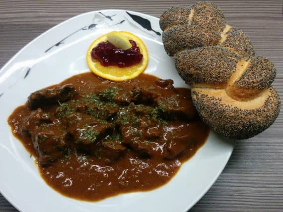 Rezept Gulasch | guenstig-kochen.at Rezept Gulasch