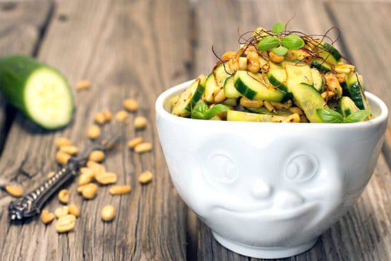 Rezept Thai Gurkensalat | guenstig-kochen.at Rezept Thai Gurkensalat
