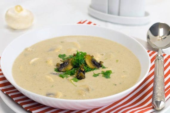 Rezept Champignoncremesuppe | guenstig-kochen.at Rezept Champignoncremesuppe
