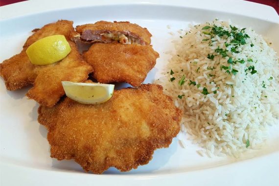 Fido's Schnitzlplatzl Cordonteller
