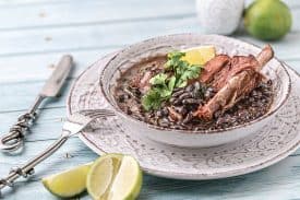 Rezept Portugiesischer Bohneneintopf – Feijoada | guenstig-kochen.at Rezept Portugiesischer Bohneneintopf – Feijoada
